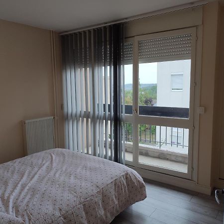 Grand Et Superbe Appartement Proche Paris Creil Exterior photo