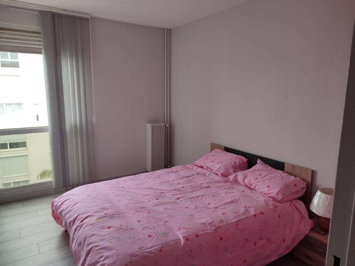Grand Et Superbe Appartement Proche Paris Creil Exterior photo